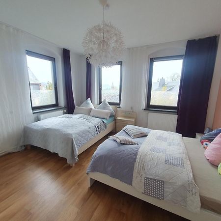 Familienfreundliche Ferienwohnung Erzgebirge Schneeberg  Exteriér fotografie