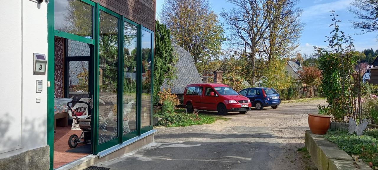 Familienfreundliche Ferienwohnung Erzgebirge Schneeberg  Exteriér fotografie