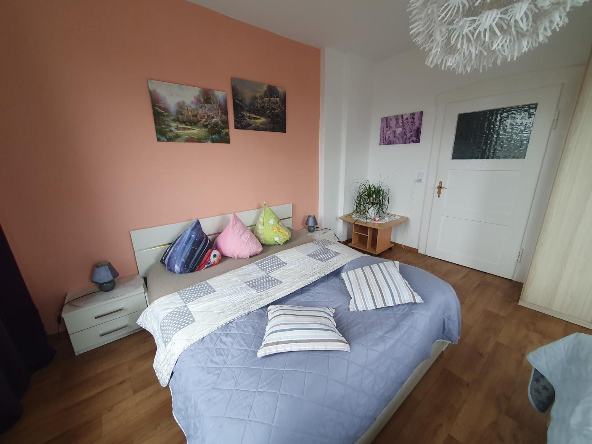 Familienfreundliche Ferienwohnung Erzgebirge Schneeberg  Exteriér fotografie